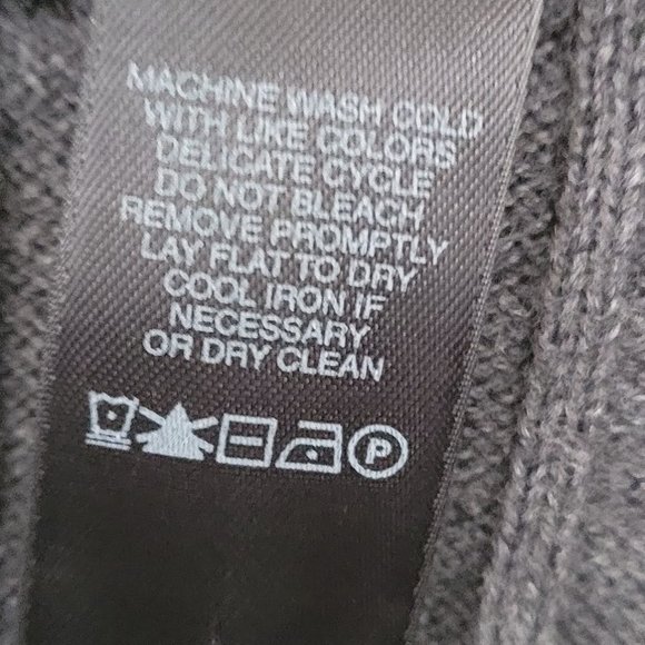 NWOT Men's Claiborne Grey Sweater Size XL - Picture 10 of 12